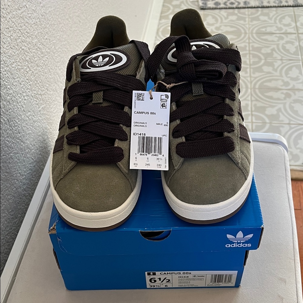 Adidas Campus 00s Olive Sneakers Men’s size 6 1/2 New